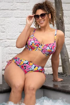 Best Sale Cyell Flower Fantasy Bikinibroekje Met Hoge Taille In Multi