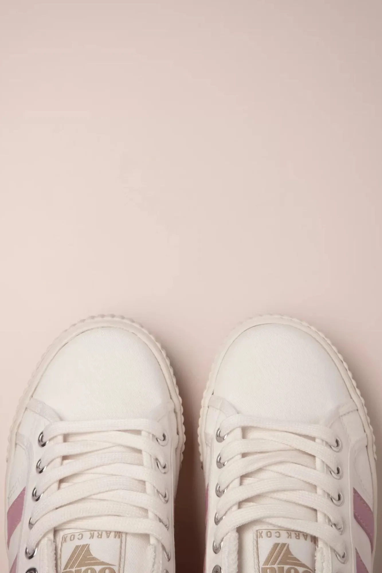 Online Gola Mark Cox Tennis Sneakers In Gebroken Wit En Lichtroze